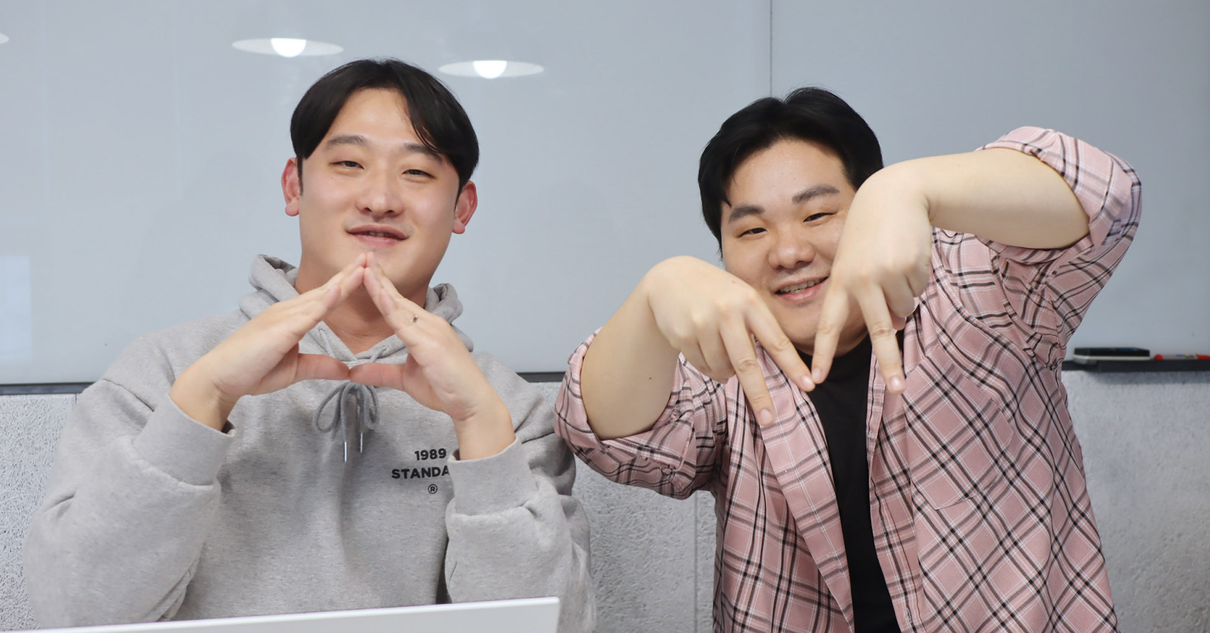 고객사의 비즈니스 성장을 진심으로 돕는 포트원 이원준, 남상돈 어카운트 매니저 (사진 : 포트원)